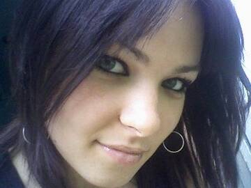 Public Photo of FamousPussy